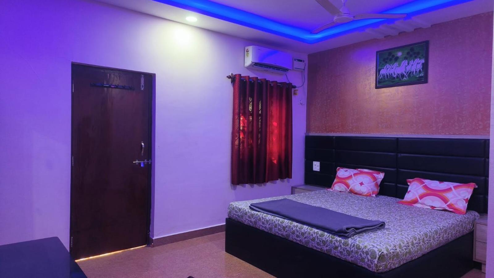 Blue Rays Apartment Calangute Room photo