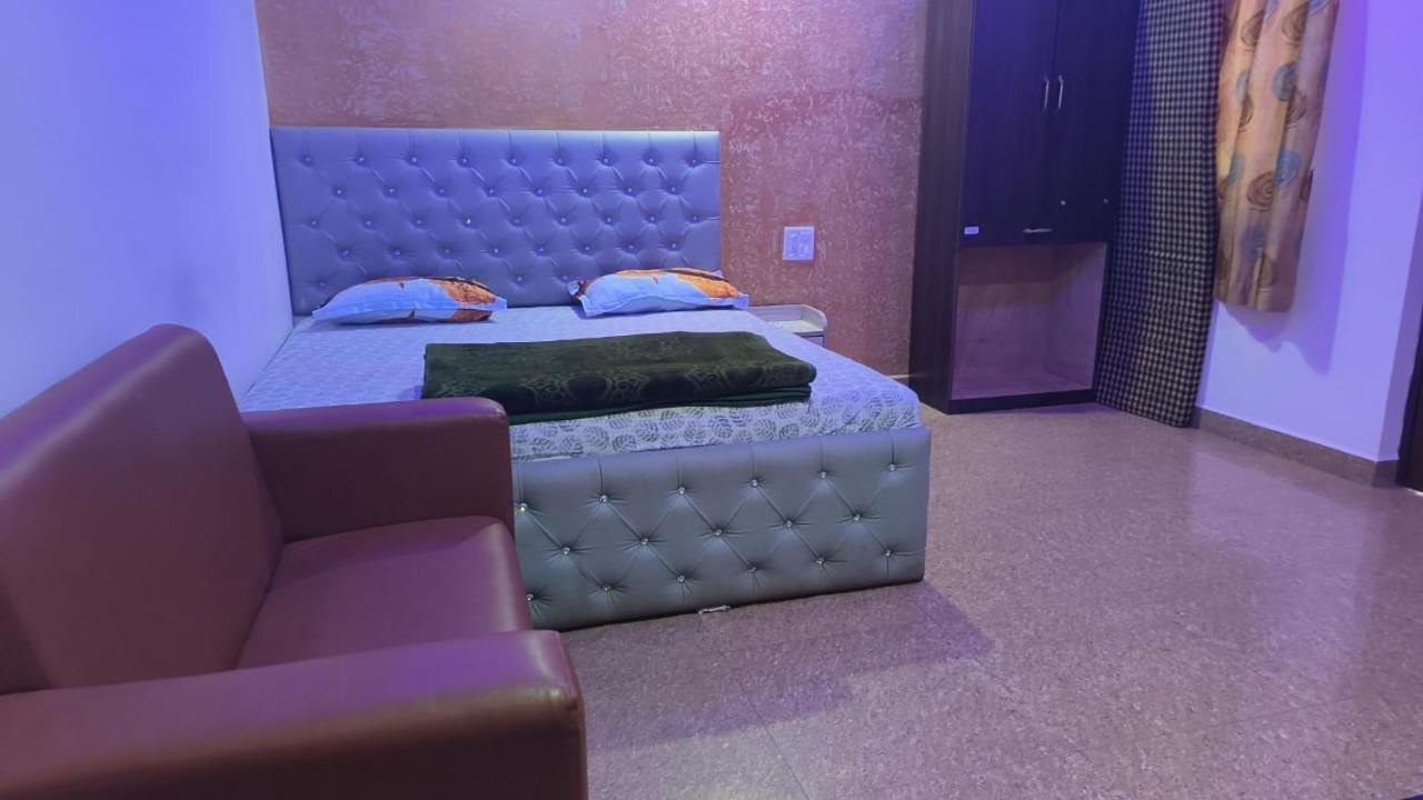 Blue Rays Apartment Calangute Room photo